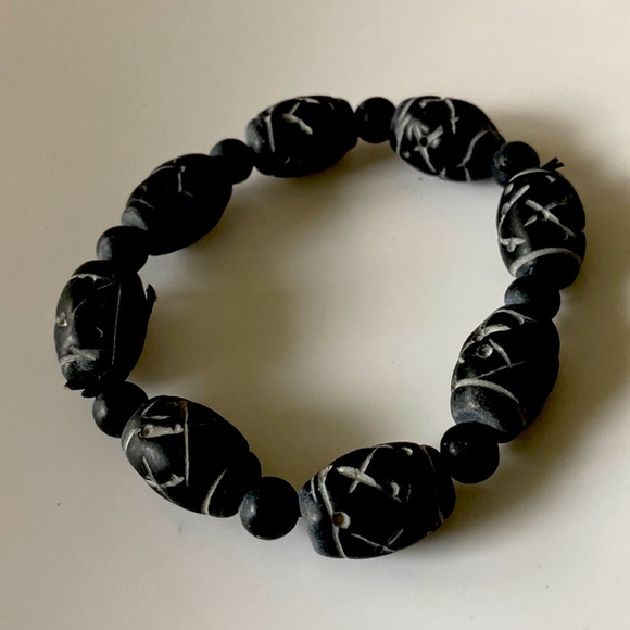 Mens hand carved bracelet Africa’s new